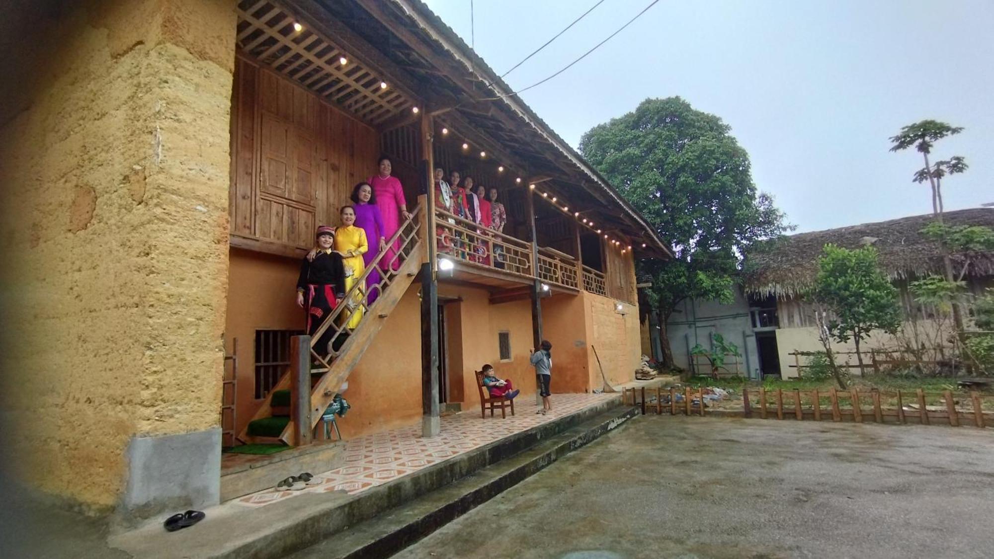 Huy Man Homestay Ha Giang Buitenkant foto